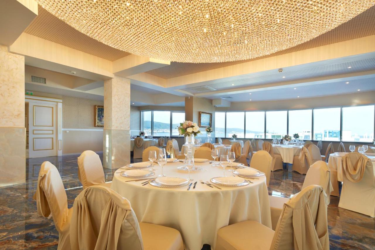 Planeta Hotel & Aquapark Free Beach Access Sunny Beach Ngoại thất bức ảnh The Sky Bar