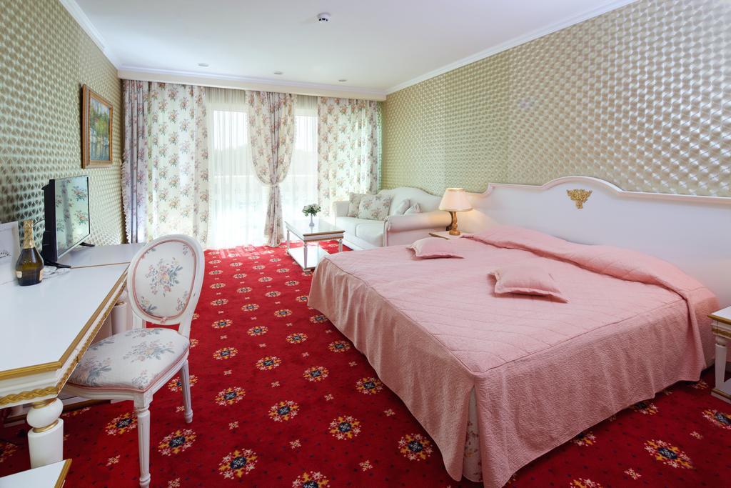 Planeta Hotel & Aquapark Free Beach Access Sunny Beach Ngoại thất bức ảnh