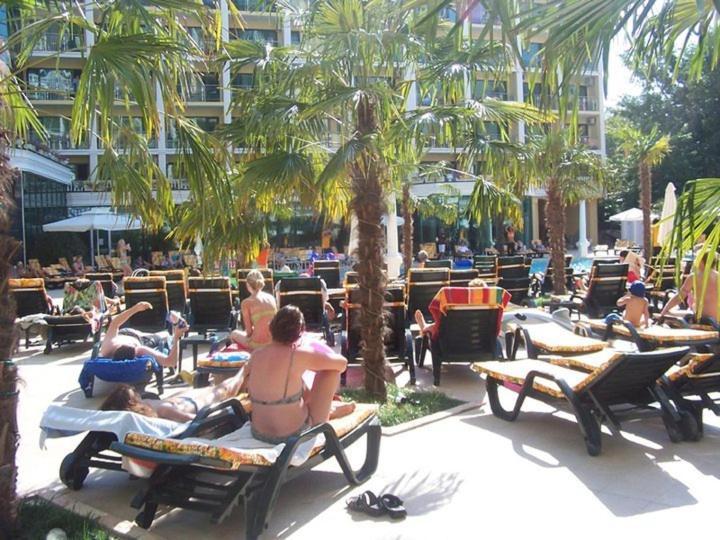 Planeta Hotel & Aquapark Free Beach Access Sunny Beach Ngoại thất bức ảnh The beach at the Hotel